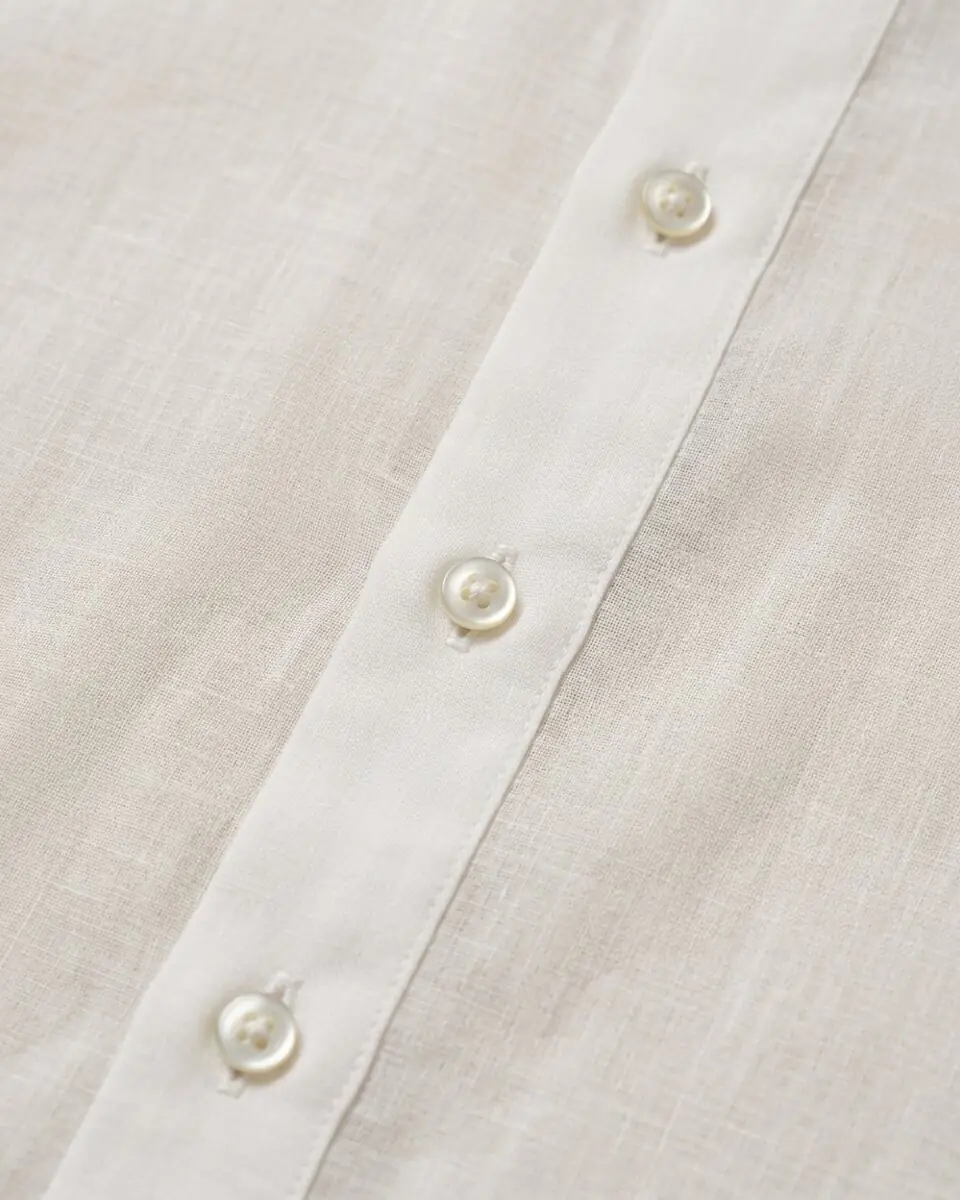 Fine Dhaka 300-Count Muslin Shirt, buttons and placket close-up